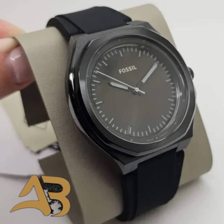montre fossil noire