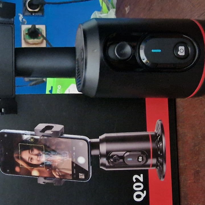 370° AUTO FACE TRAKING