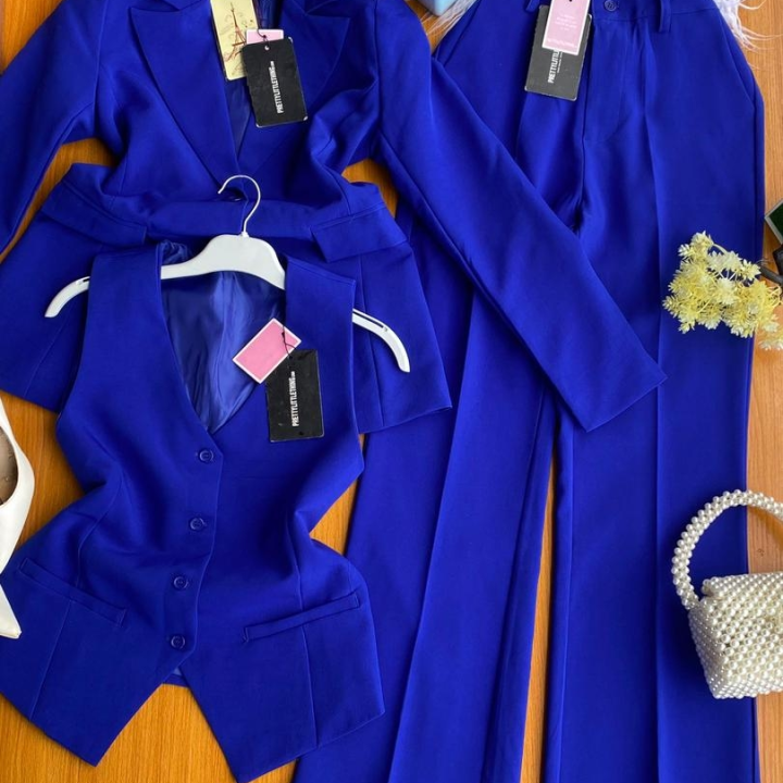 lady's suit