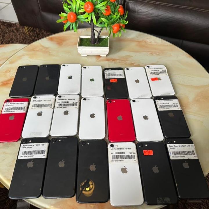iphone SE 64g