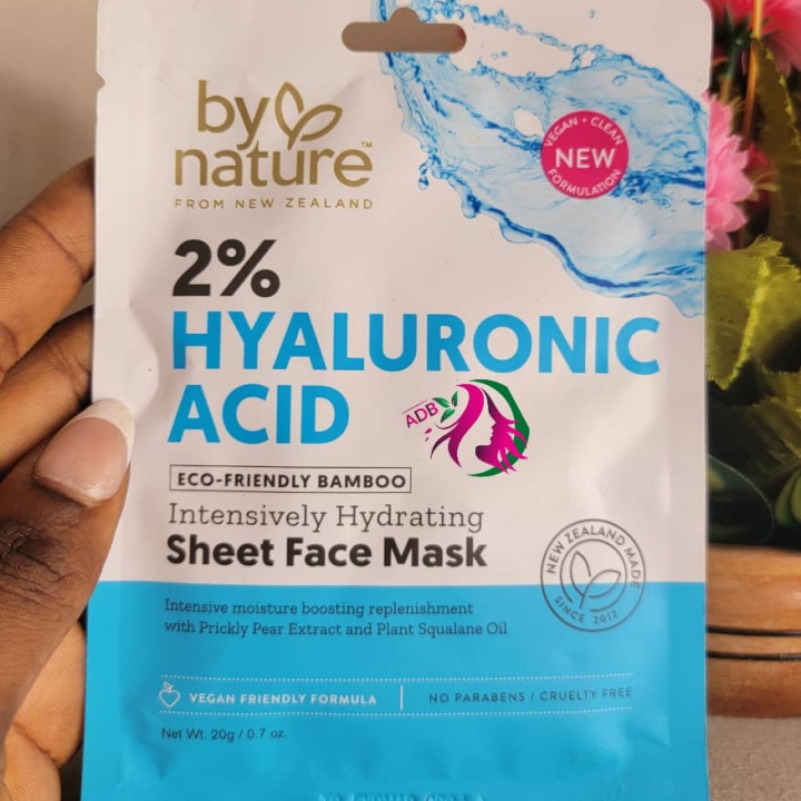 acide hyaluronique face mask