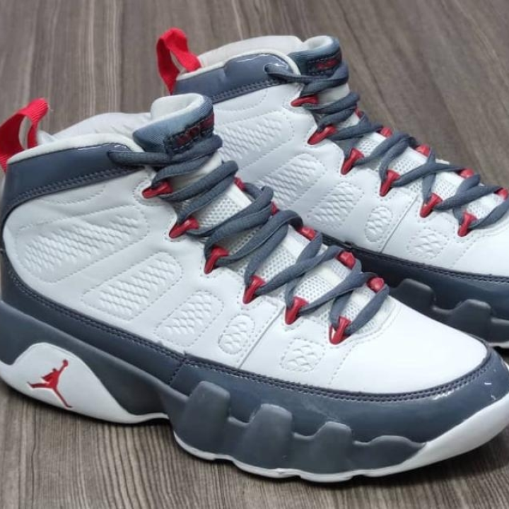 tennis blanche Jordan