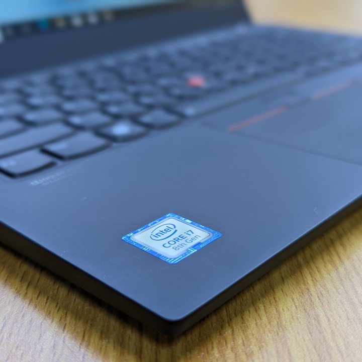Ultra slim Lenovo X1 Carbon