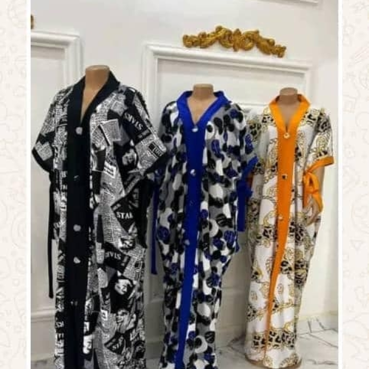 robe avec motif noire blanche et orange