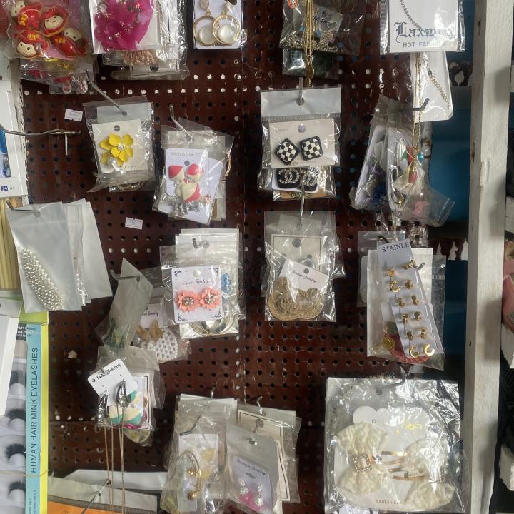 earings