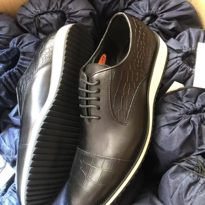 Men shoes
