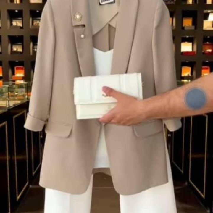 tailleur femme couleur belge