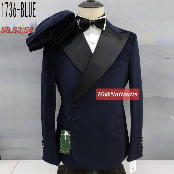 costume bleu