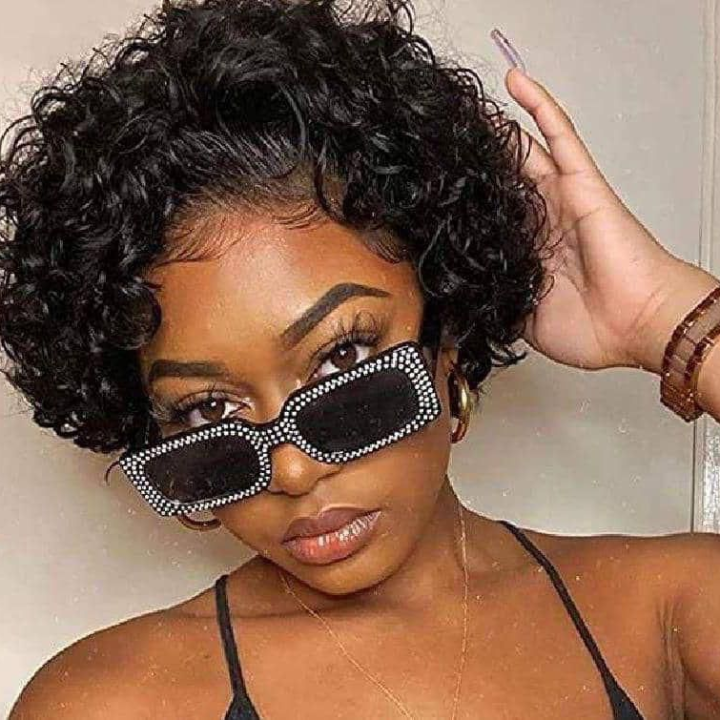 Perruques Pixie métissée Cut 13 × 1 dentelle frontale perruque courte printemps Curl perruque de cheveux humains brésilienne Remy cheveux Transparent dentelle avant en T