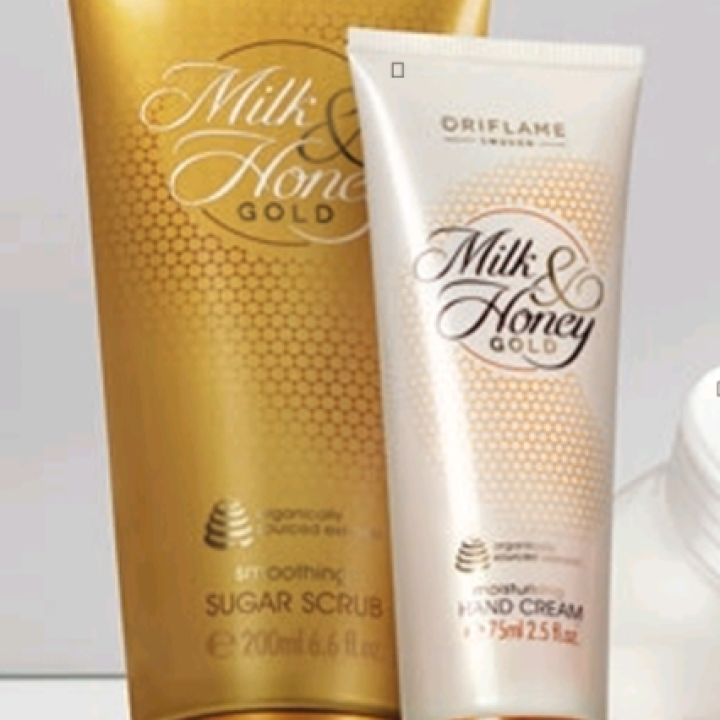 Honey milk scrub