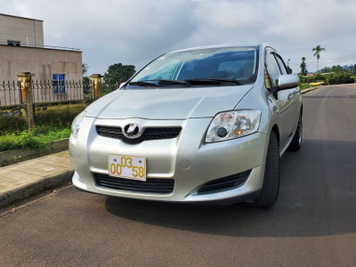 Toyota Auris … 2009 model ( fairly used )