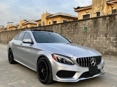Mercedes Benz C400 4Matic