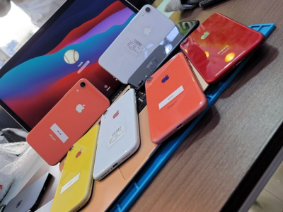 iphone XR 128GB