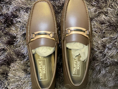 Leather shoe