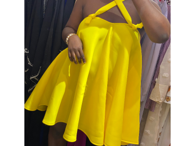 LITTLE YELLOW DRESS
