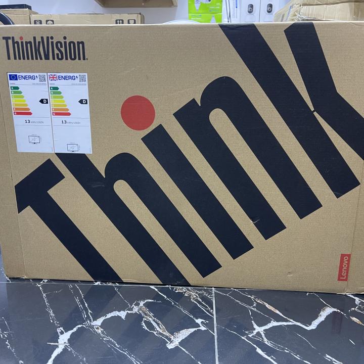 moniteur lenovo