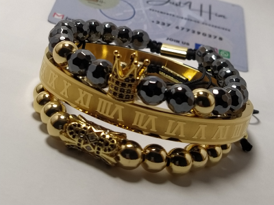 LUXURY BRACELET (perle semi précieuse et plaqué or 18k)