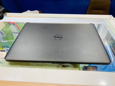 Dell Latitude 7270