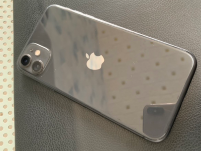iPhone 11