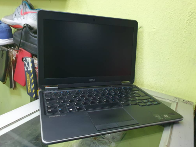 Dell Latitude E7240