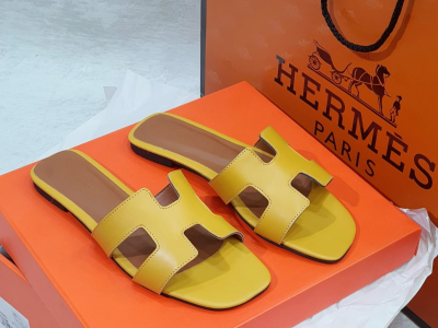 Hermes Female Sandals