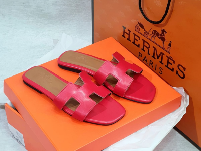 Hermes Female Sandals