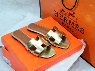 Hermes Female Sandals