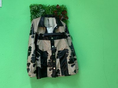Female set (jacket and skirt)