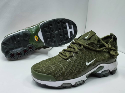 Sneakers sizes 37-42