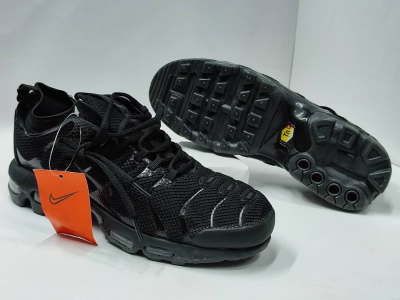 Sneakers sizes 37-42