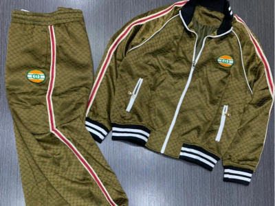 Pullover and jogging set