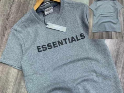 Essential grey T-shirt