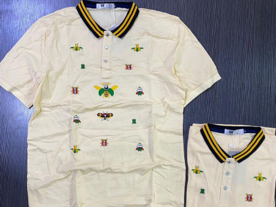 Collar t-shirt