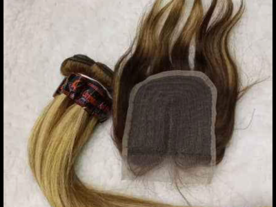 Human hair bundles with t-part closure