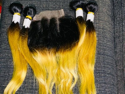 Human hair bundles 20 inches with full closure