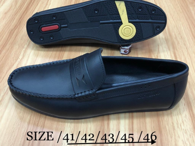 Mail moccasin shoes