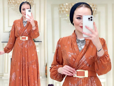 Female Luxury   Gown