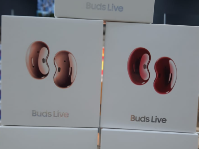 Buds Live
