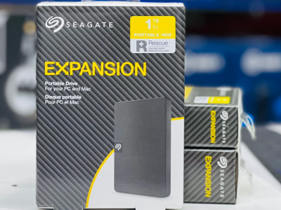 Sea  Gate  Expansion Hard Drive 2TB