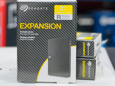 Sea Gate Expansion Hard Drive 2TB