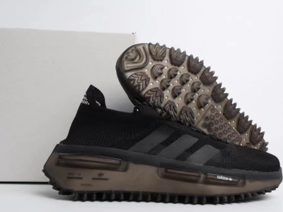 Adidas Sneakers