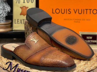 Men leather slippers