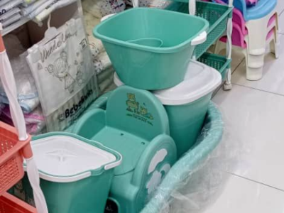 Ensemble bassine plus accessoires