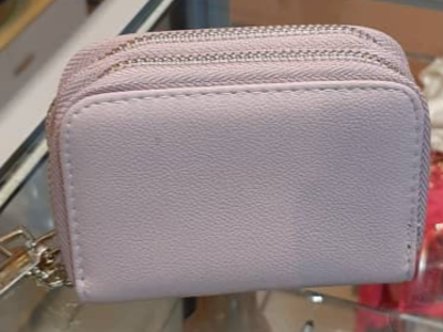 Porte feuille en cuir