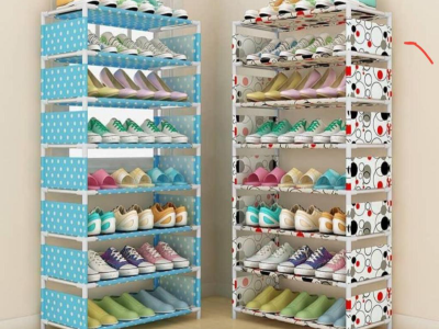 Glam shoe stand