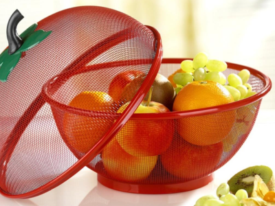 Metallic fruit basket