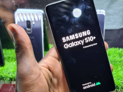Samsung Galaxy S10 plus