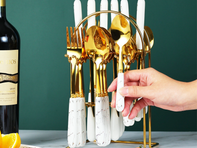 Set of 24 pieces