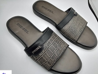 Male slippers