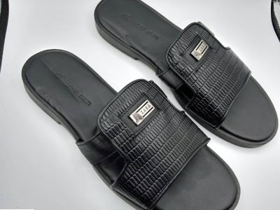 Male slippers